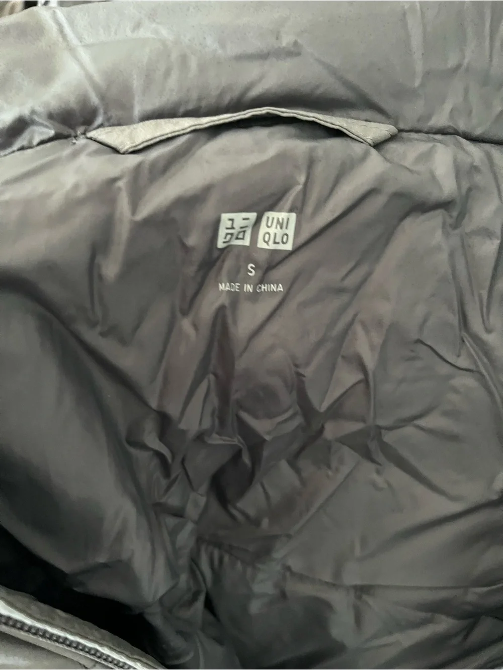 Uniqlo Down Puffer Winter Jacket Seamless Parka Mens Small Gray Hooded 2015